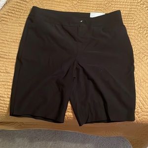 Chicos black pull-on shorts